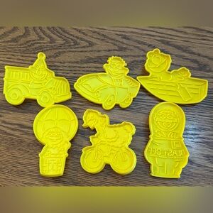 Sesame Street Wilton Cookie Cutter Set 1990s